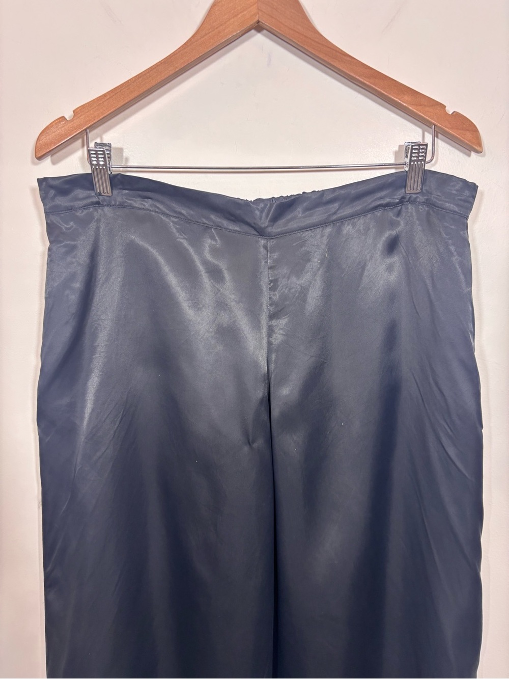 Athleta cool calm pant NWT XL Black Satin Feel Wide Leg Relaxed Pull On - Picture 4 of 16